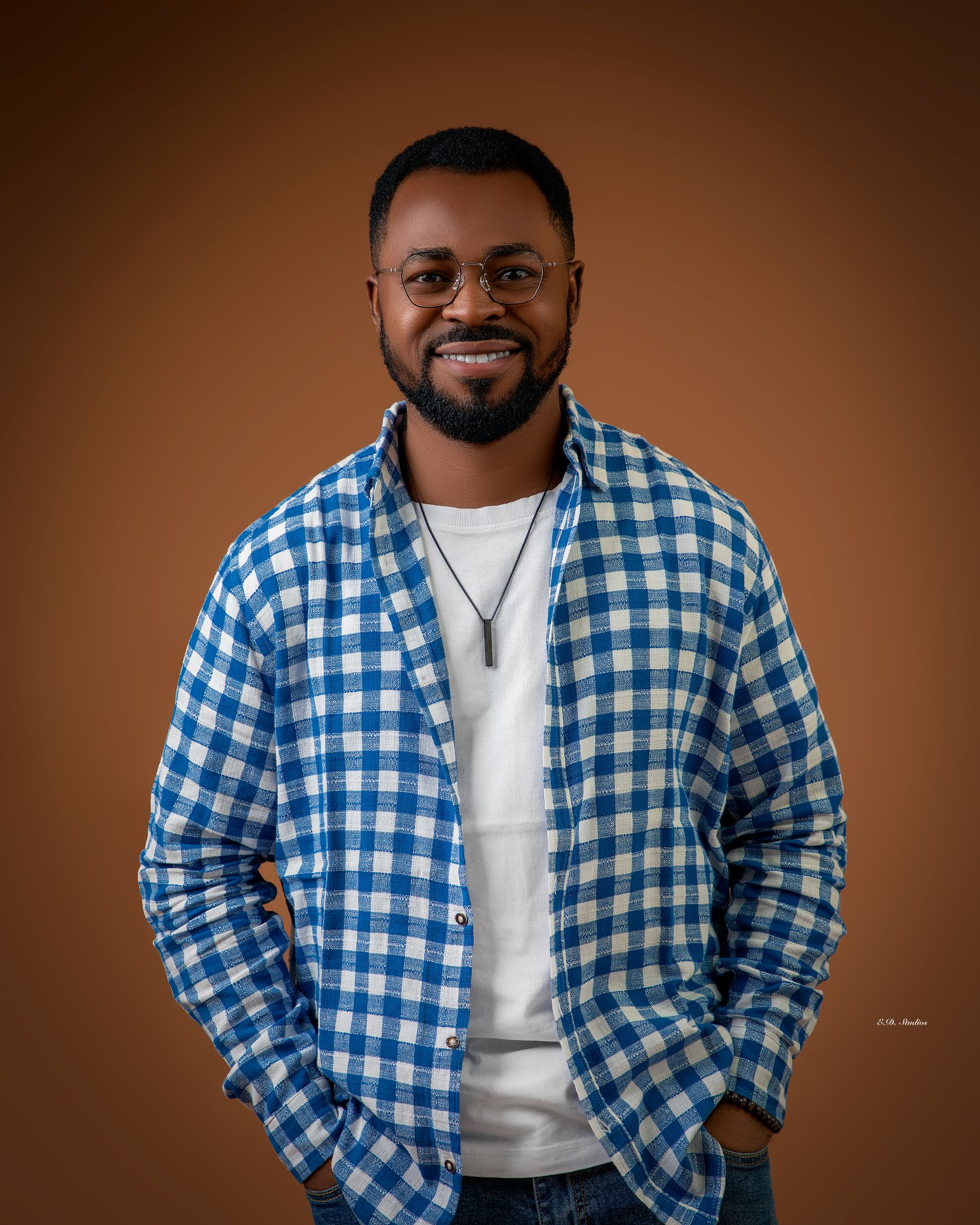 Emmanuel Ayodeji Oyinloye(emmanueloyinl12)